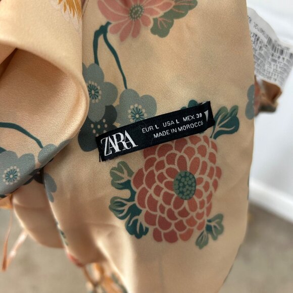 Zara Satin Effects Ecru Floral Halter Crop Top Boho Festival Summer Size Large W - Picture 5 of 5